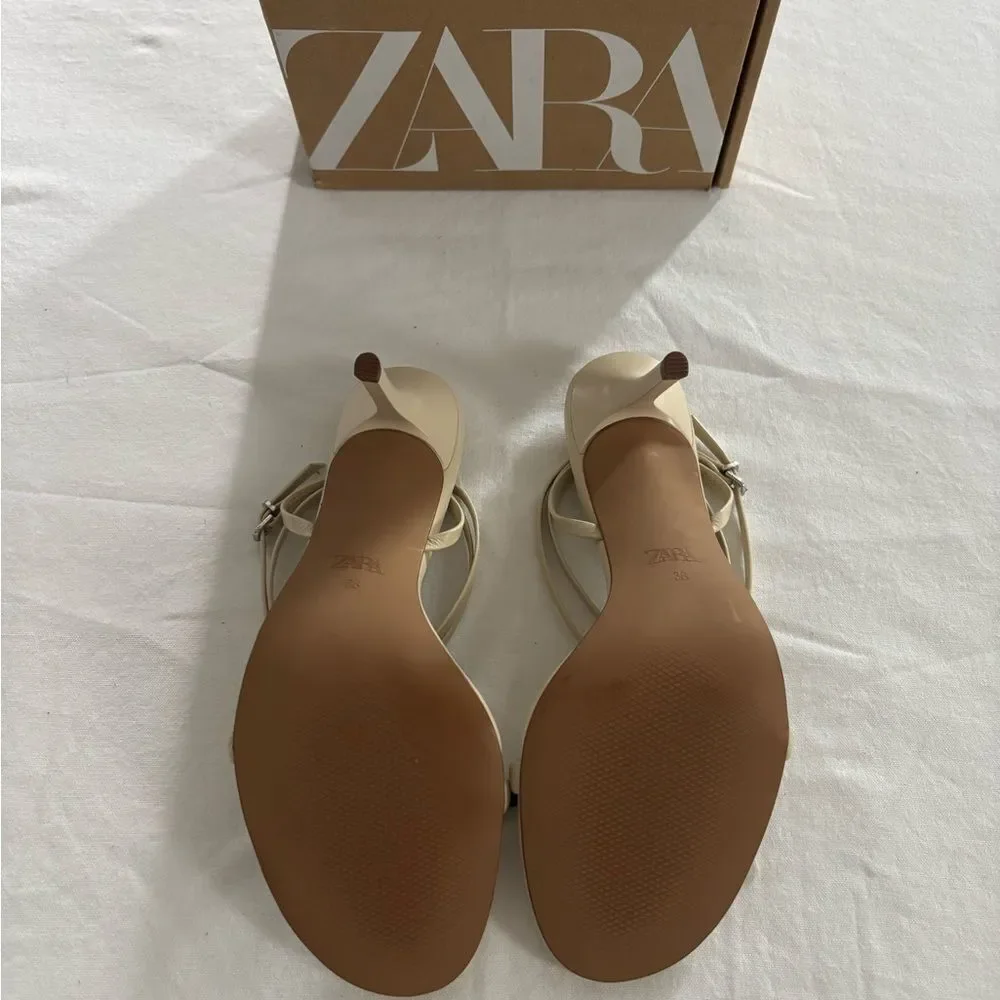 Zara Women's Cream Heels - Picture 3 of 5